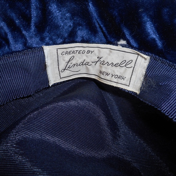VTG Linda Farrell Hat Dark Blue Velvet Plum Scalloped Satin Trim Feathers Cloche main image 4